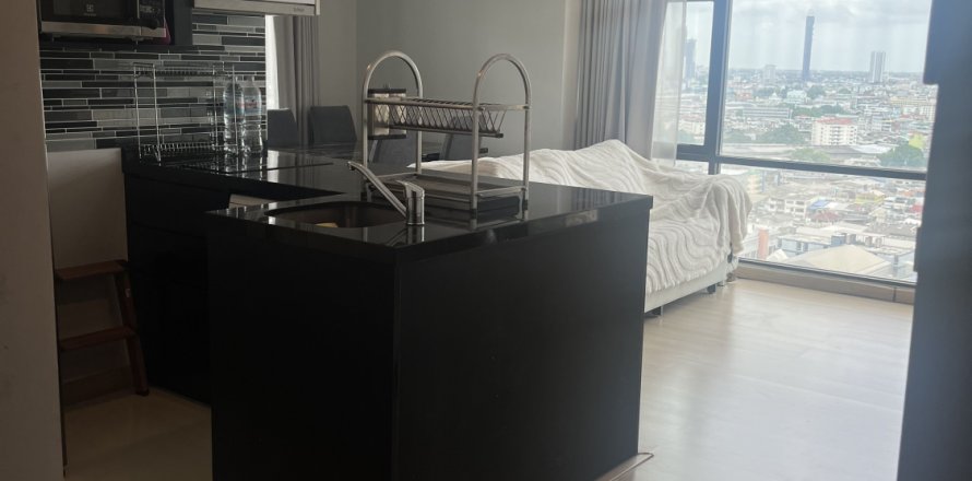 Пентхаус в Сатхоне, Бангкок, Таиланд с 2 спальнями  № 155815