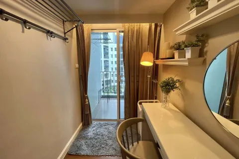 Condo in Huai Khwang, Bangkok, Thailand, 3 bedrooms № 160513 - photo 14