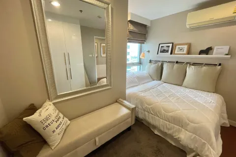 Condo in Huai Khwang, Bangkok, Thailand, 3 bedrooms № 160513 - photo 13