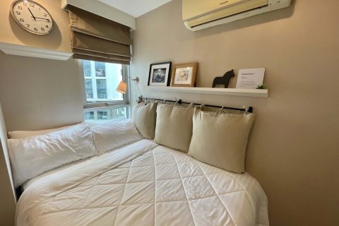 Condo in Huai Khwang, Bangkok, Thailand, 3 bedrooms № 160513 - photo 3