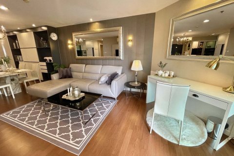 Condo in Huai Khwang, Bangkok, Thailand, 3 bedrooms № 160513 - photo 6