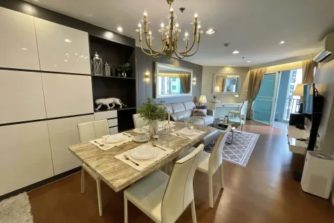 Condo in Huai Khwang, Bangkok, Thailand, 3 bedrooms № 160513 - photo 11