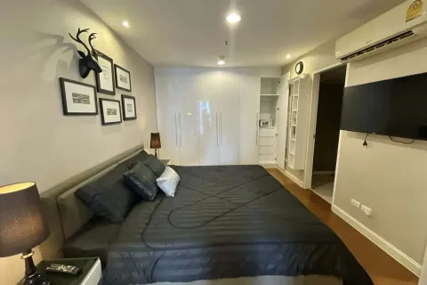 Condo in Huai Khwang, Bangkok, Thailand, 3 bedrooms № 160513 - photo 17