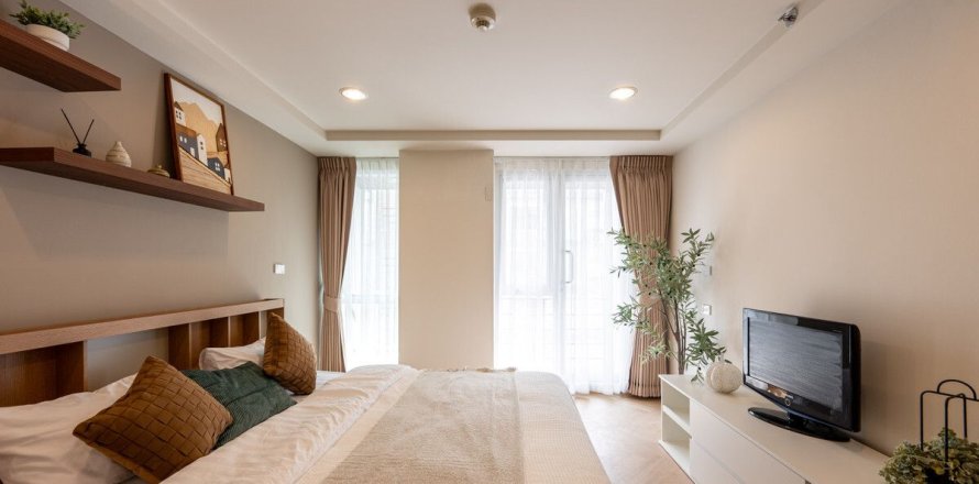 Кондоминиум с 3 спальнями в Ян Наве, Бангкок, Таиланд № 160510