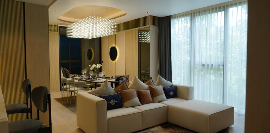 Apartment in Pattaya, Thailand 3 rooms № 195746