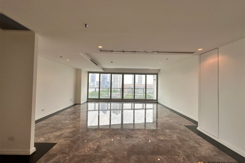 Condo in Bangkok, Thailand, 3 bedrooms  № 187343 - photo 5