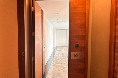 Condo in Bangkok, Thailand, 3 bedrooms  № 187343 - photo 4