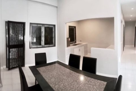 House in Phuket, Thailand 3 bedrooms № 171153 - photo 4
