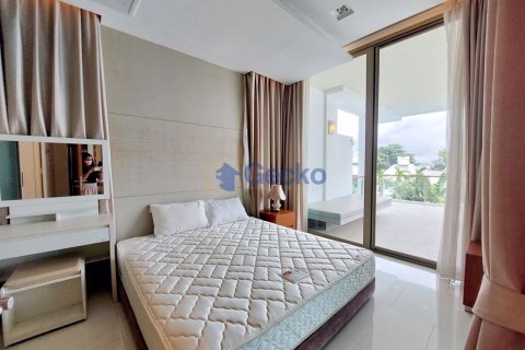 Condo in Pattaya, Thailand, 2 bedrooms № 196782 - photo 15