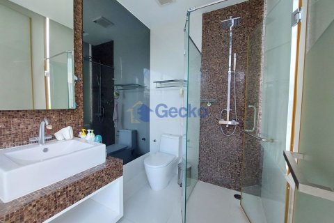 Condo in Pattaya, Thailand, 2 bedrooms № 196782 - photo 10