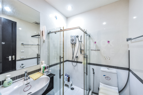 Condo à Bangkok, Thaïlande, 2 chambres  № 186028