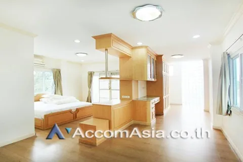 Haus in Phra Khanong, Bangkok, Thailand 5 Schlafzimmer № 215713 - Foto 6