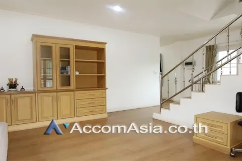 Haus in Phra Khanong, Bangkok, Thailand 5 Schlafzimmer № 215713 - Foto 5