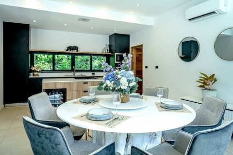 Villa in Chalong, Thailand 3 bedrooms № 119428 - photo 8