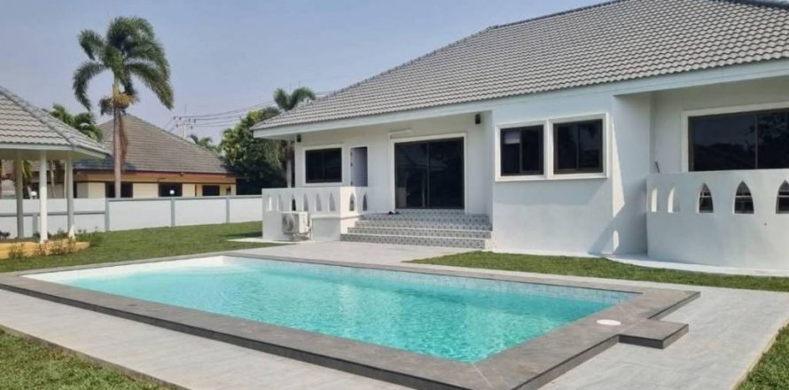 Villa in Bang Sare, Thailand 3 bedrooms № 119429