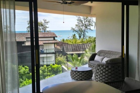 Condo on Ko Samui, Thailand, 1 bedroom  № 119427 - photo 1