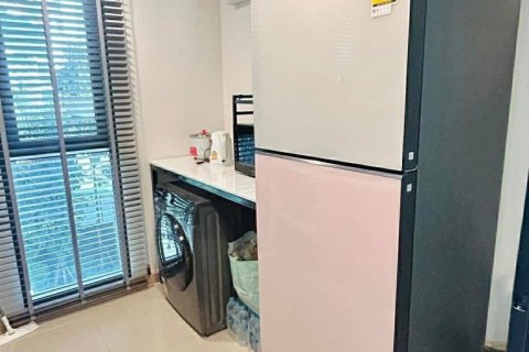 Condo in Huai Khwang, Bangkok, Thailand, 2 bedrooms № 157237 - photo 10