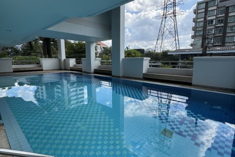 Condo in Chatuchak, Bangkok, Thailand, 2 bedrooms  № 157238 - photo 8