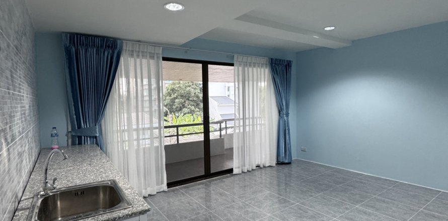 Condo in Chatuchak, Bangkok, Thailand, 2 bedrooms  № 157238