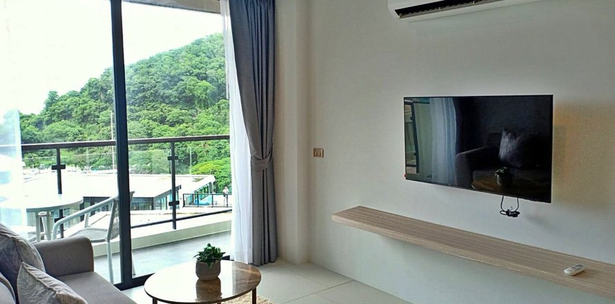 Condo in Phuket, Thailand, 2 bedrooms  № 149495