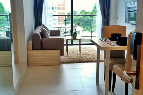 Condo in Phuket, Thailand, 2 bedrooms  № 149495 - photo 6