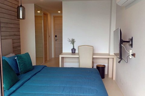 Condo in Phuket, Thailand, 2 bedrooms  № 149495 - photo 17