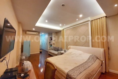 House in Nonthaburi, Thailand 3 bedrooms № 154338 - photo 4