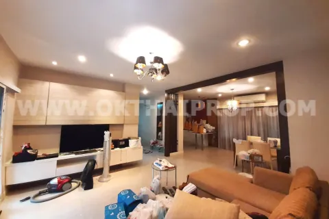 House in Nonthaburi, Thailand 3 bedrooms № 154338 - photo 3