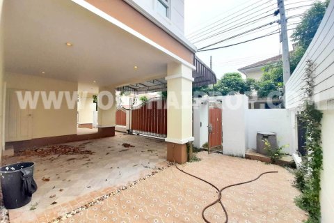House in Nonthaburi, Thailand 3 bedrooms № 154338 - photo 10
