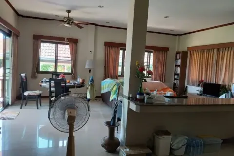 Villa in Rayong, Thailand 2 bedrooms № 154337 - photo 9