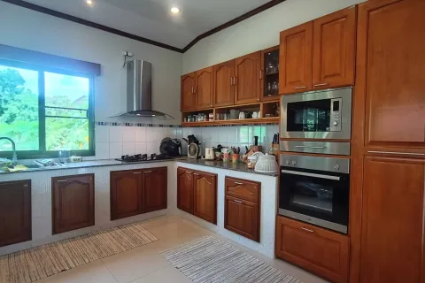 Villa in Rayong, Thailand 2 bedrooms № 154337 - photo 3