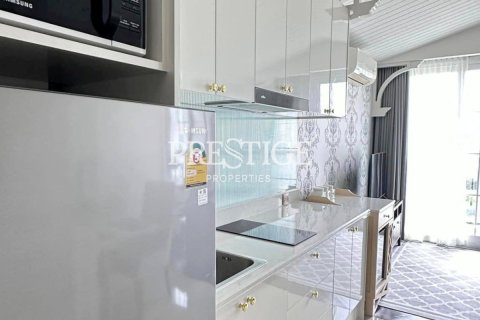 Condo in Pattaya, Thailand, 1 bedroom № 198396 - photo 3