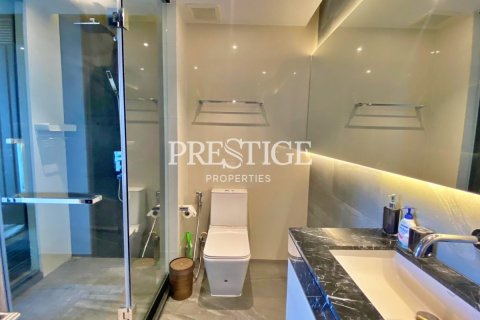 Condo in Pattaya, Thailand, 1 bedroom № 198390 - photo 6