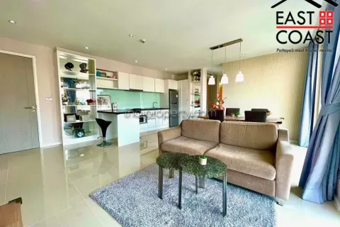 Condominio de 2 dormitorios en Jomtien Beach, Pattaya, Tailandia № 213275 - foto 5