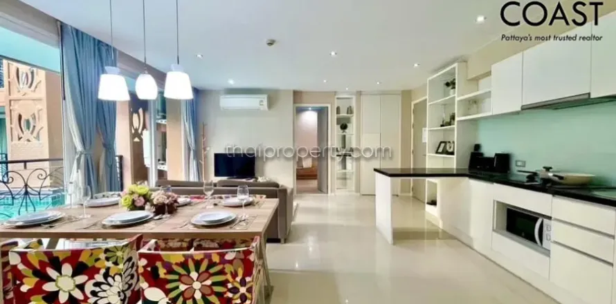 Condominio de 2 dormitorios en Jomtien Beach, Pattaya, Tailandia № 213274