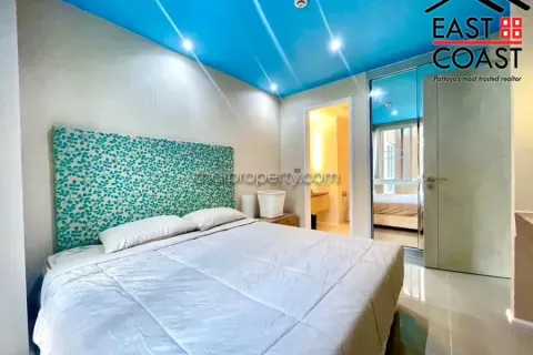 Condominio de 2 dormitorios en Jomtien Beach, Pattaya, Tailandia № 213274 - foto 6