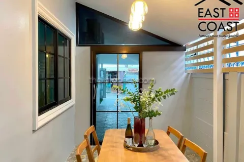 Casa de 2 dormitorios en Pattaya, Tailandia № 213270 - foto 6
