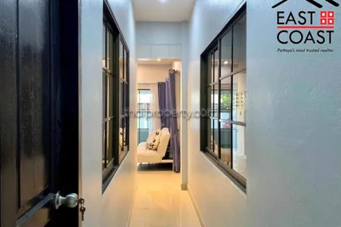 Casa de 2 dormitorios en Pattaya, Tailandia № 213270 - foto 13