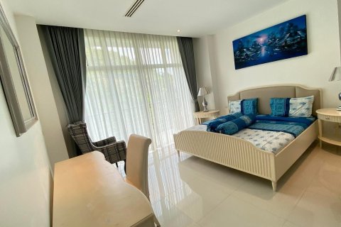 Condo in Kathu, Thailand, 3 bedrooms  № 141054 - photo 23