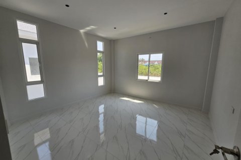 House in Hua Hin, Thailand 3 bedrooms № 141057 - photo 8