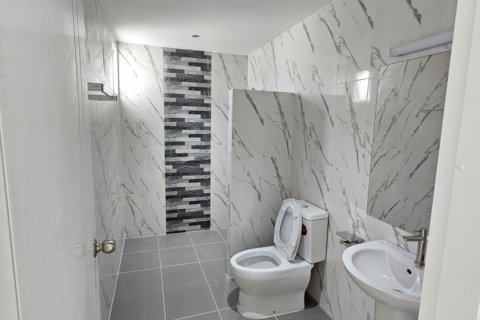 House in Hua Hin, Thailand 3 bedrooms № 141057 - photo 3