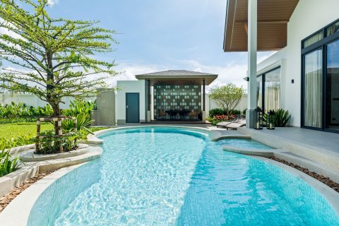 Villa in Phuket, Thailand 3 bedrooms № 148766