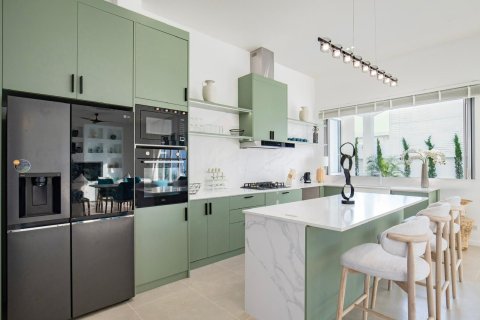 Villa in Phuket, Thailand 4 bedrooms № 148764 - photo 8