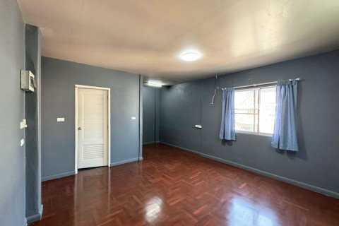 Таунхаус в Суан Луанге, Бангкок, Таиланд с 5 спальнями  № 148765 - фото 17