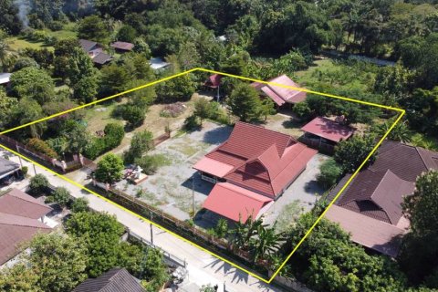 House in Chiang Rai, Thailand 6 bedrooms № 115446 - photo 4