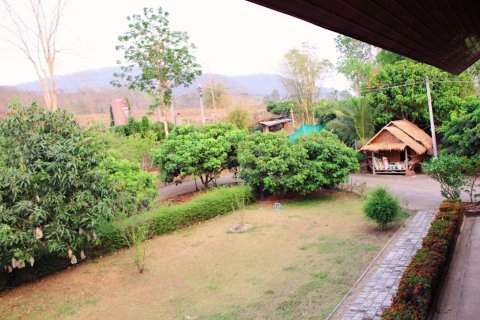House in Chiang Dao, Thailand 5 bedrooms № 155053 - photo 2