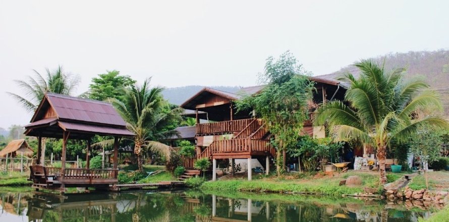 House in Chiang Dao, Thailand 5 bedrooms № 155053