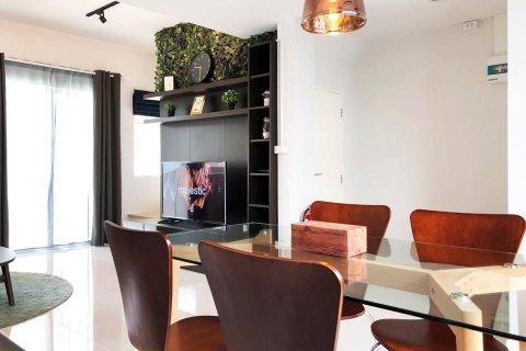 Таунхаус в Банг Каео, Таиланд с 2 спальнями № 155055 - фото 1