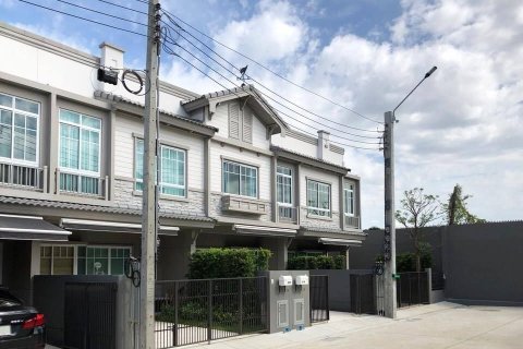 Таунхаус в Банг Каео, Таиланд с 2 спальнями № 155055 - фото 18