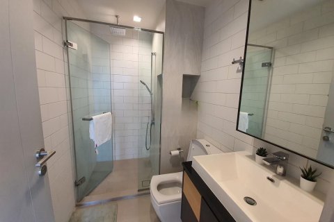 Кондоминиум с 2 спальнями в Чатучаке, Бангкок, Таиланд № 155051 - фото 7